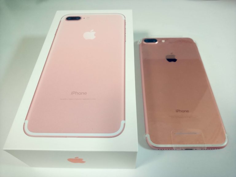 iPhone７Plus ピンクゴールドの箱と本体